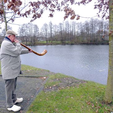 Boorn & Boerschop 2013-03: Mien mirreweenterhoorn